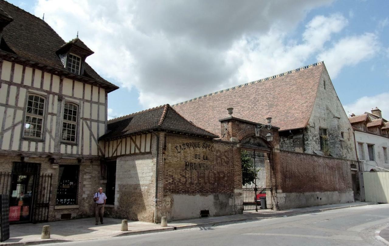 Les Tilleuls & Co Troyes Exterior foto